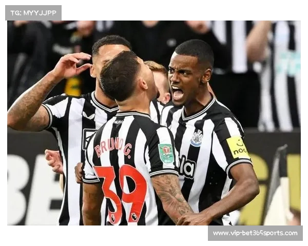 英格兰联赛杯纽卡斯尔爆冷淘汰曼城伊萨克破门